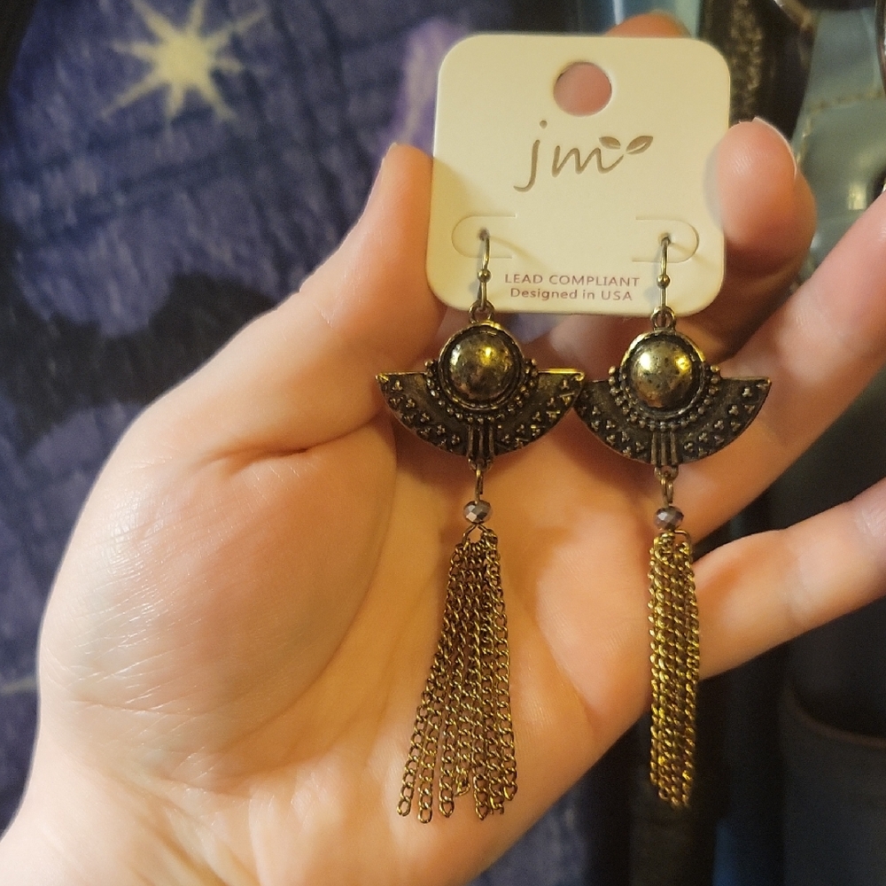 Metal Dangle Gold Tone and Black Tassel Peirced Earrings NWT Unique & Modern